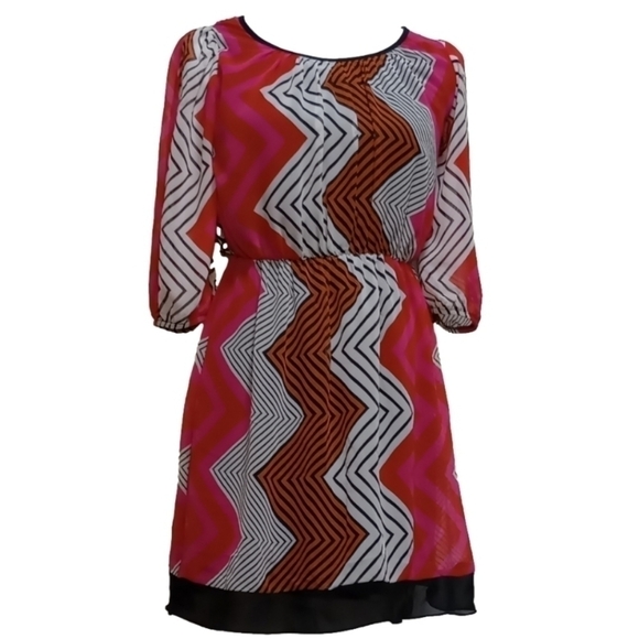 SWEET Storm Chevron Dress - Picture 1 of 4